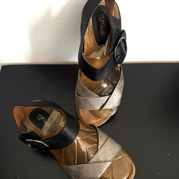 Euro Soft shoes Men's Leather Black Gold Sandals Size 11M - Picture 12 of 16